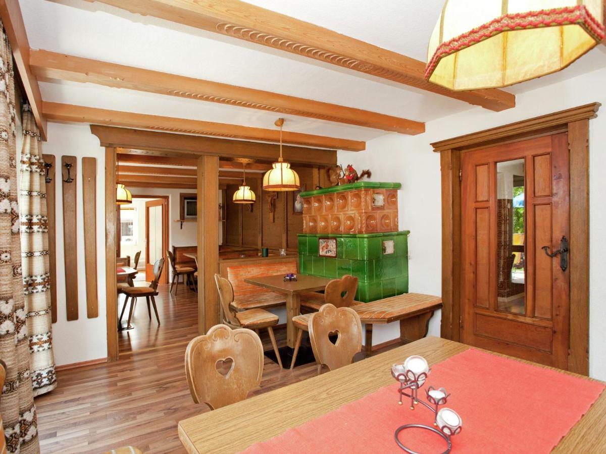 Spacious Holiday Home In Wenns Near Ski Area Extérieur photo
